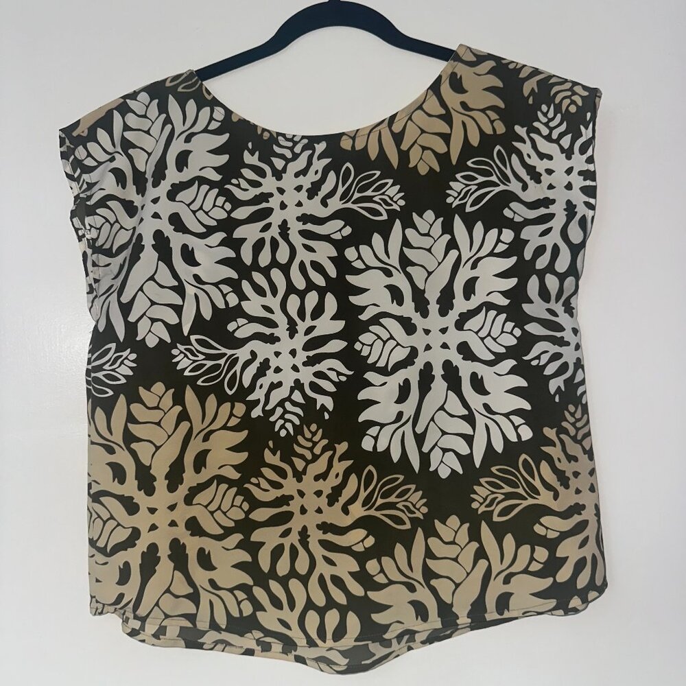 Manuhealii top